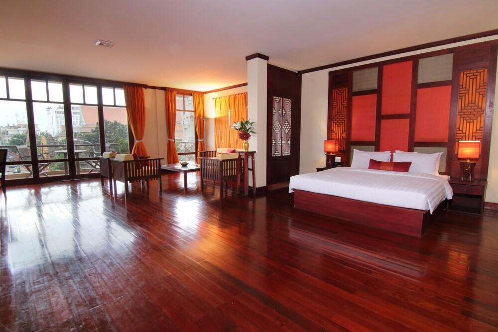 Amanjaya Pancam Suites Hotel Phnompenh Exteriér fotografie